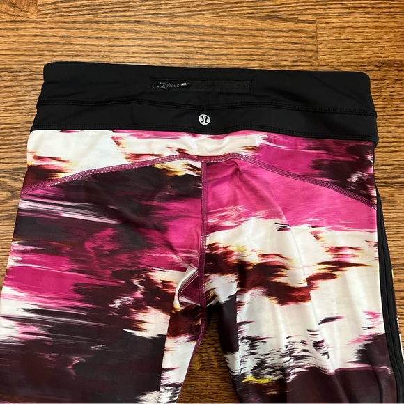 Lululemon Leggings Tight IV Full-On Luxtreme Pigment Wind Berry Rumble Black - Picture 5 of 5